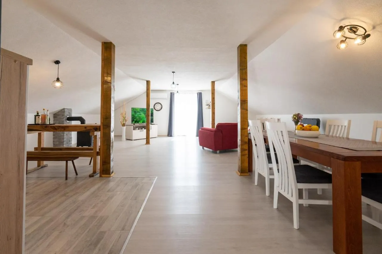 Vikendica Holiday House Zrmanja Vrelo Croatia