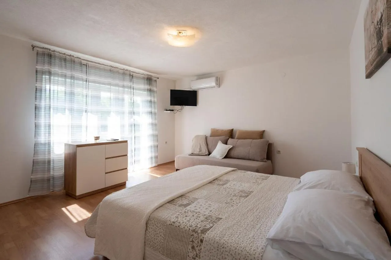 Holiday House Zrmanja Vrelo Krupa Holiday home