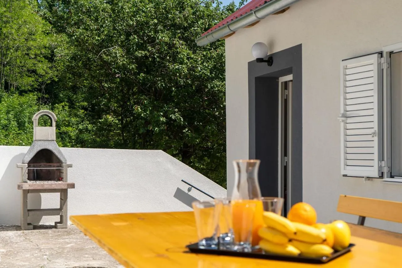 Holiday home Holiday House Zrmanja Vrelo Krupa